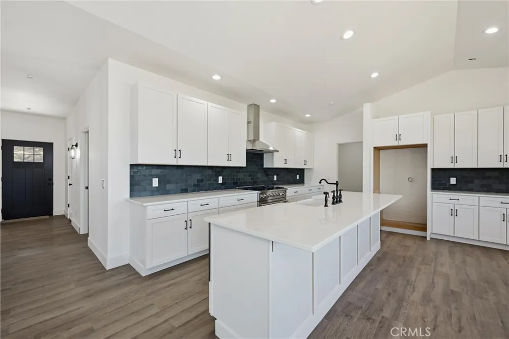 17247 Meadow View Hidden Valley Lake, CA 95467