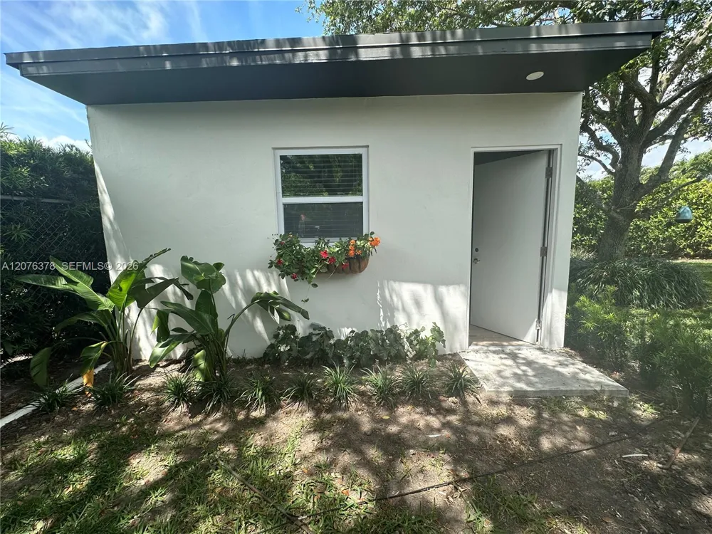 Address Not Shown Miami, FL 33173