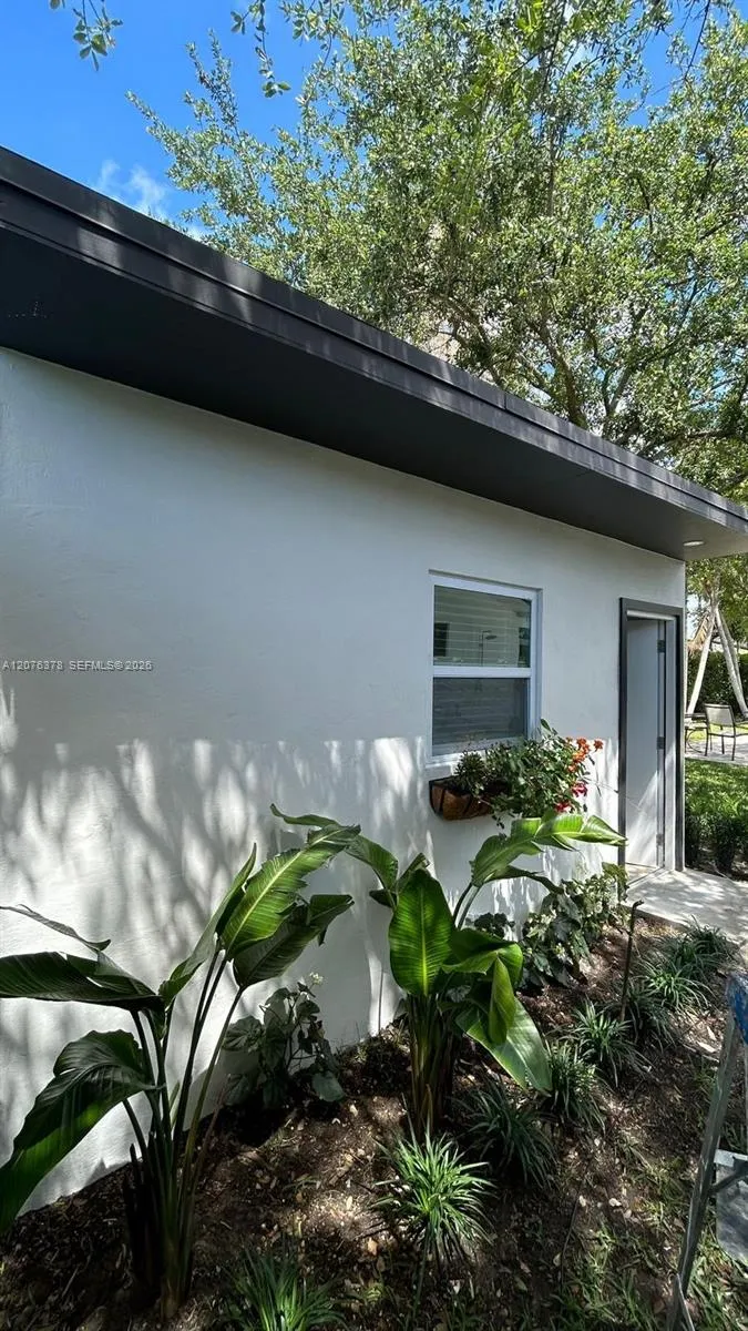 Address Not Shown Miami, FL 33173