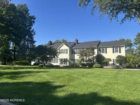 61 Laurelwood Drive