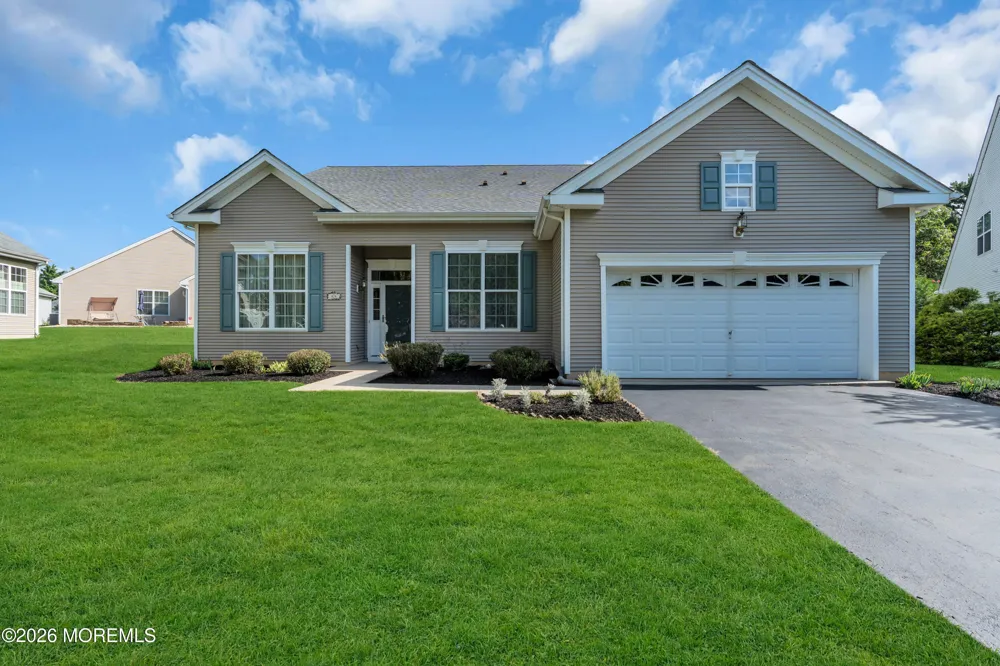 7 Estuary Court Barnegat, NJ 08005