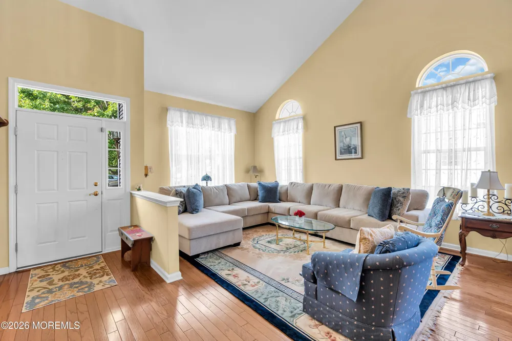 7 Estuary Court Barnegat, NJ 08005