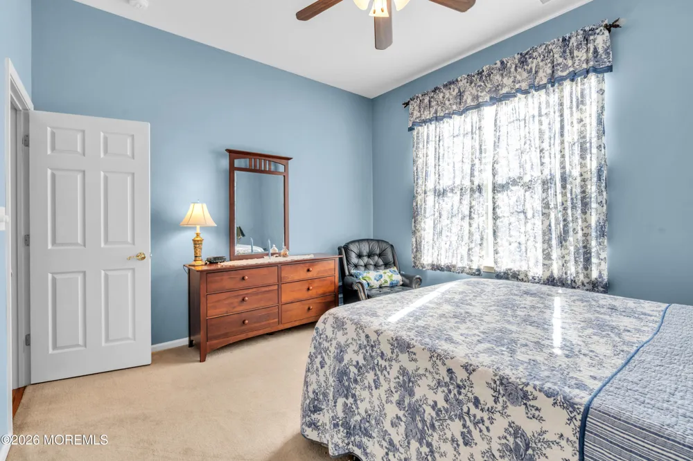 7 Estuary Court Barnegat, NJ 08005