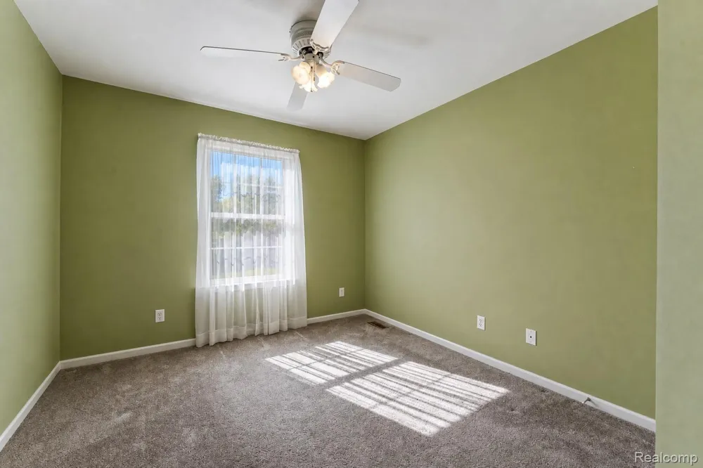 969 Hidden Creek Drive South Lyon City, MI 48178