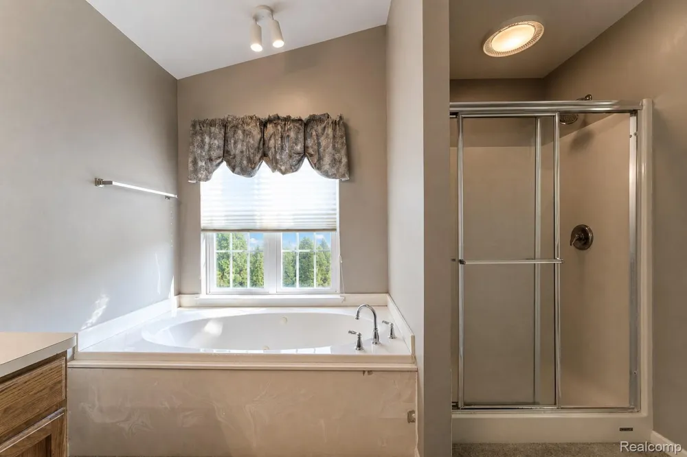 969 Hidden Creek Drive South Lyon City, MI 48178