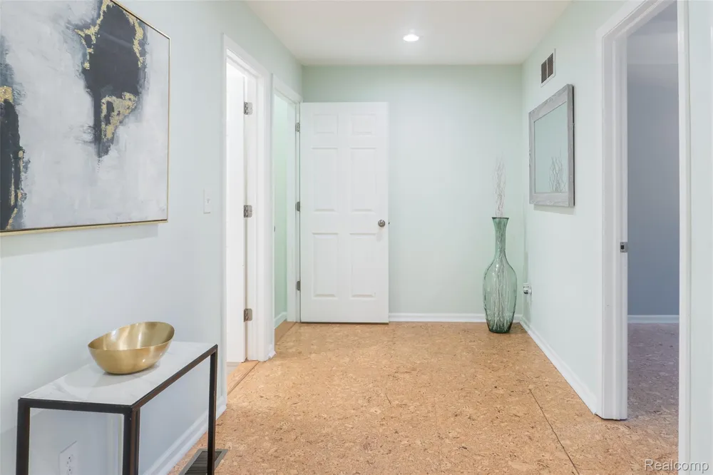 1834 Fairview Street Birmingham City, MI 48009