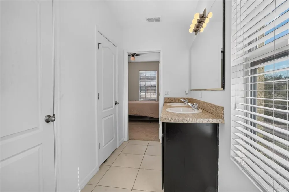 3771 SENECA CLUB LOOP #59-101 A Orlando, FL 32808