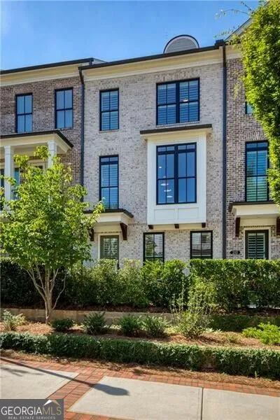 260 Briscoe WAY