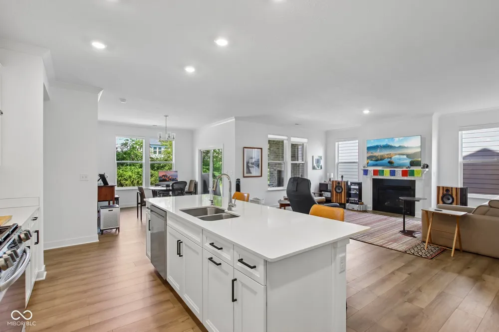 200 Derringer Avenue Westfield, IN 46074