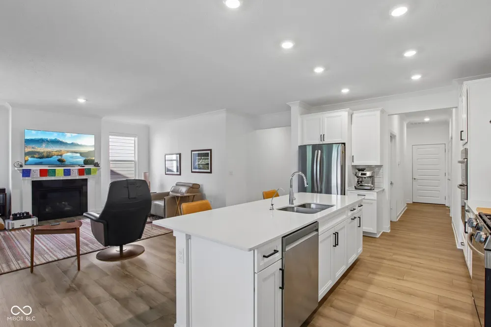 200 Derringer Avenue Westfield, IN 46074