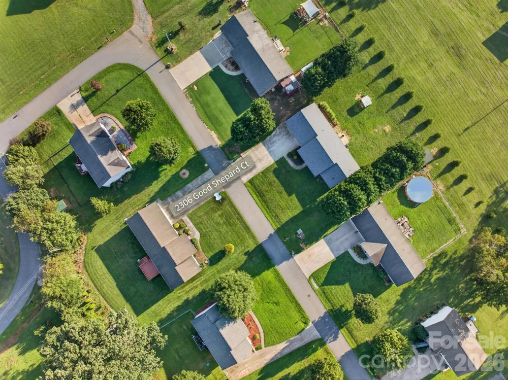 2305 Good Shepard Court Lenoir, NC 28645