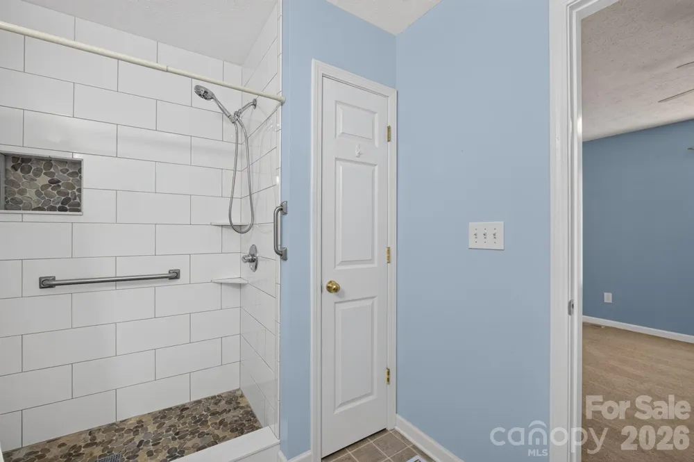 2305 Good Shepard Court Lenoir, NC 28645
