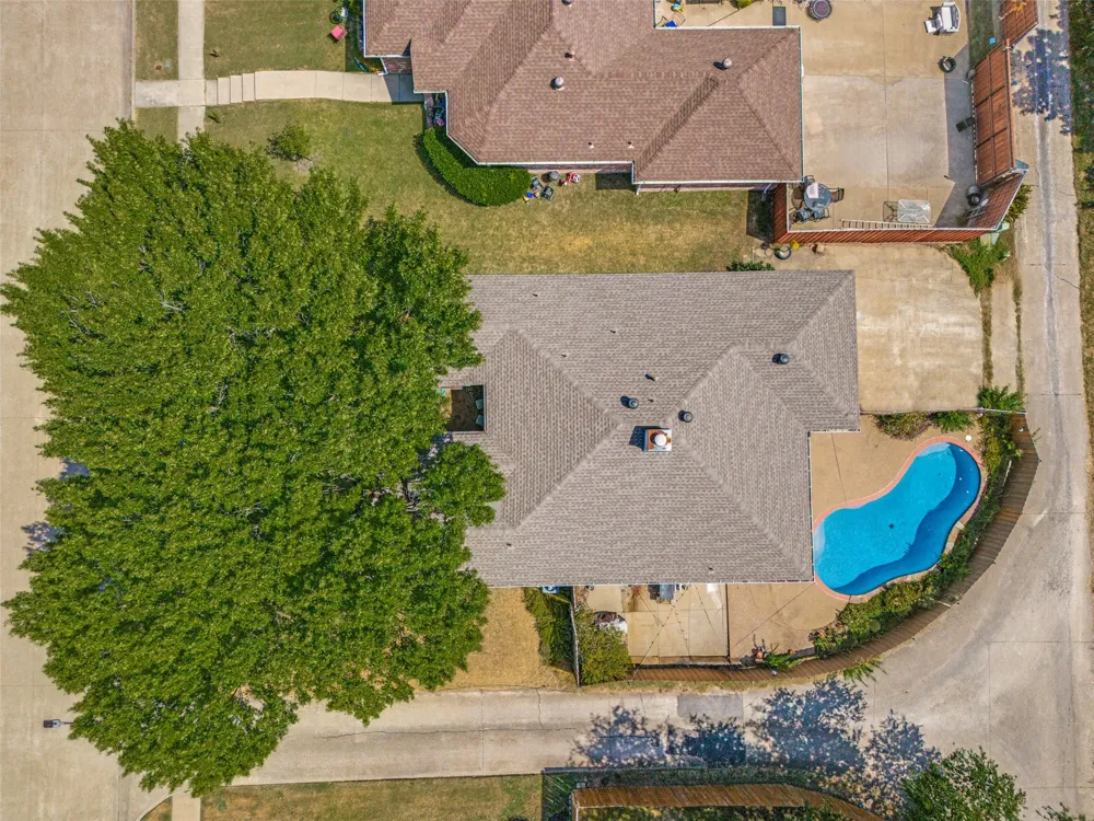 2922 Andrea Lane Garland, TX 75040