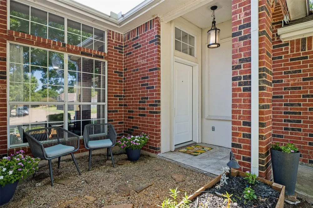 2922 Andrea Lane Garland, TX 75040