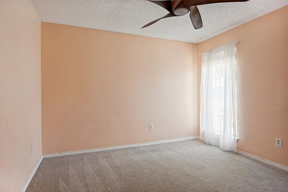 2922 Andrea Lane Garland, TX 75040