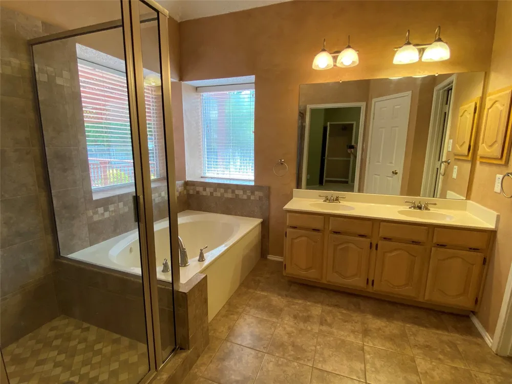 2212 Heatherton Place Plano, TX 75023