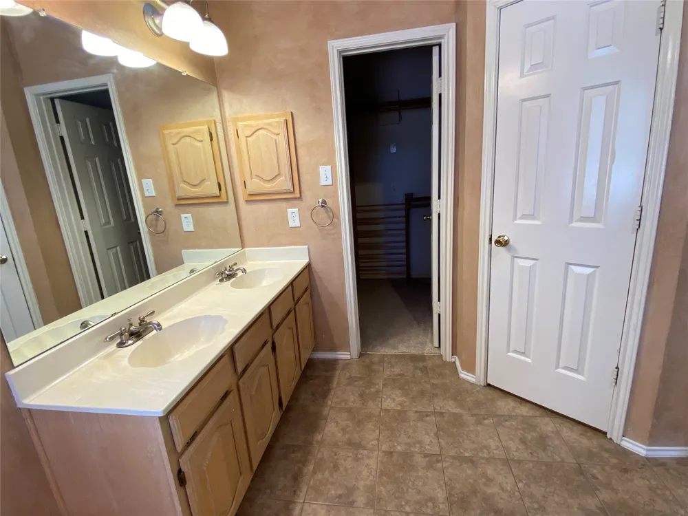 2212 Heatherton Place Plano, TX 75023