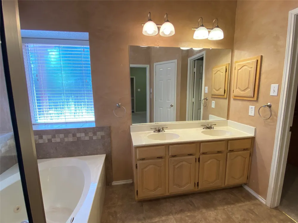 2212 Heatherton Place Plano, TX 75023