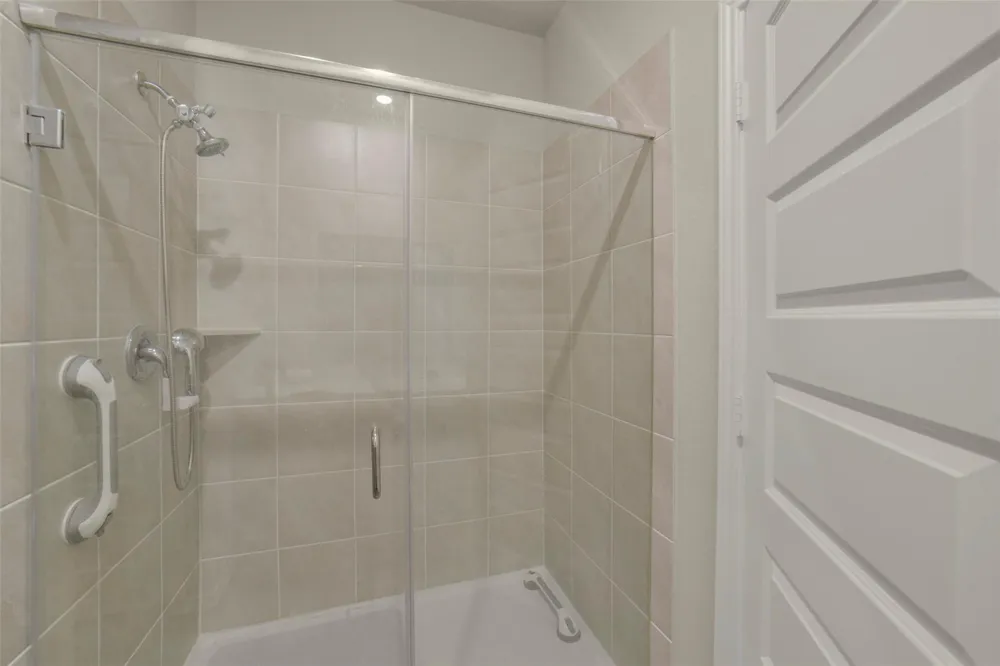 21610 Desert Lily Road Waller, TX 77484