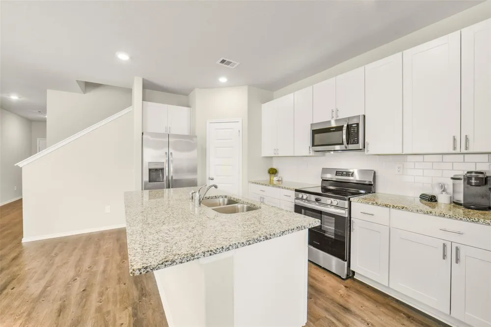 21610 Desert Lily Road Waller, TX 77484