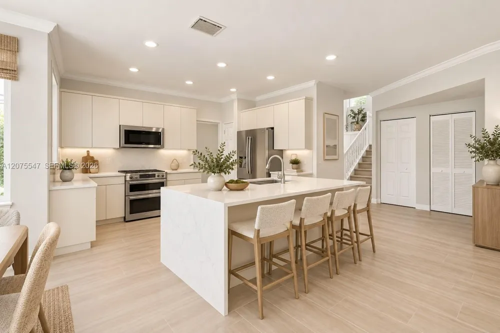 861 Crestview Cir Weston, FL 33327