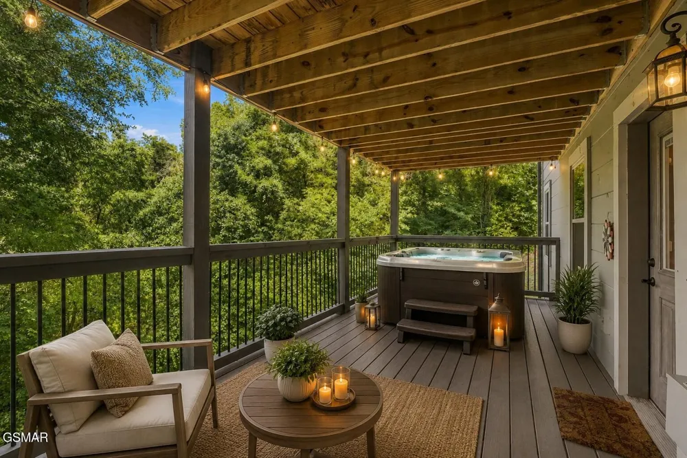 353 Oak Lake Drive Drive Sevierville, TN 37876