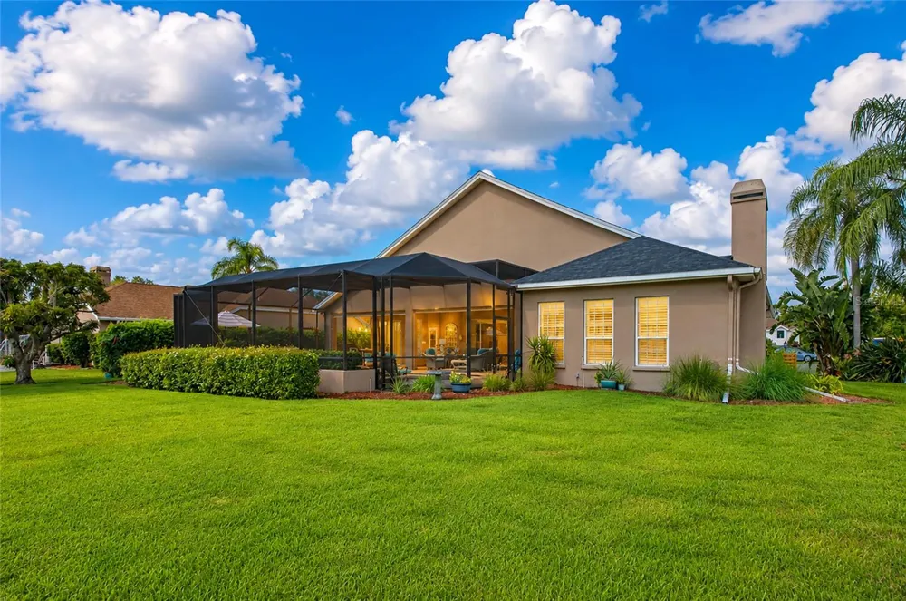 6213 GLEN ABBEY LANE Bradenton, FL 34202