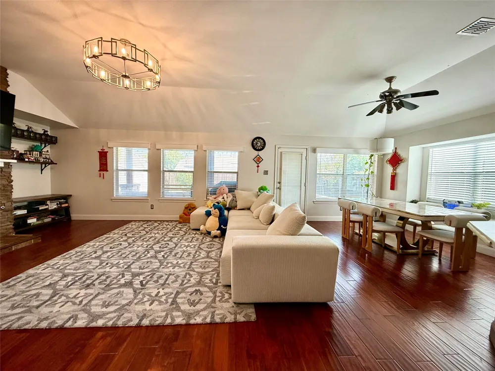7704 Val Verde Drive McKinney, TX 75071
