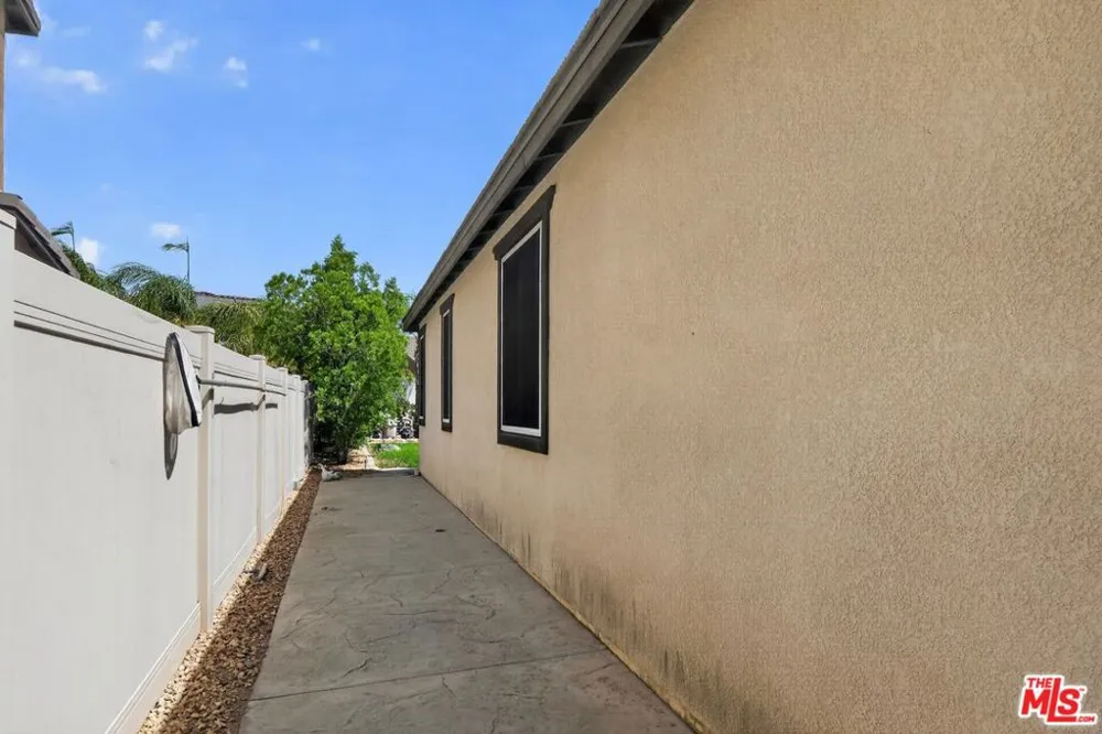 30272 Rustler Way Menifee, CA 92584