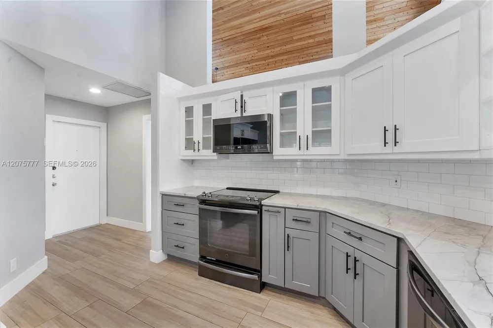 3301 NW 112th Ave Coral Springs, FL 33065