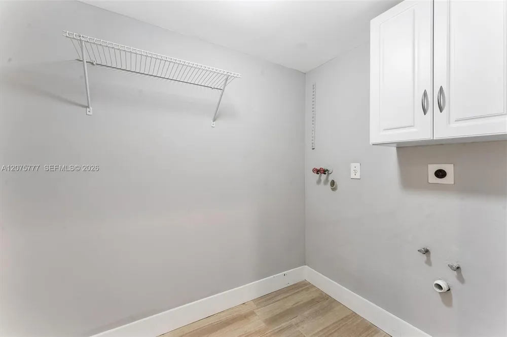 3301 NW 112th Ave Coral Springs, FL 33065
