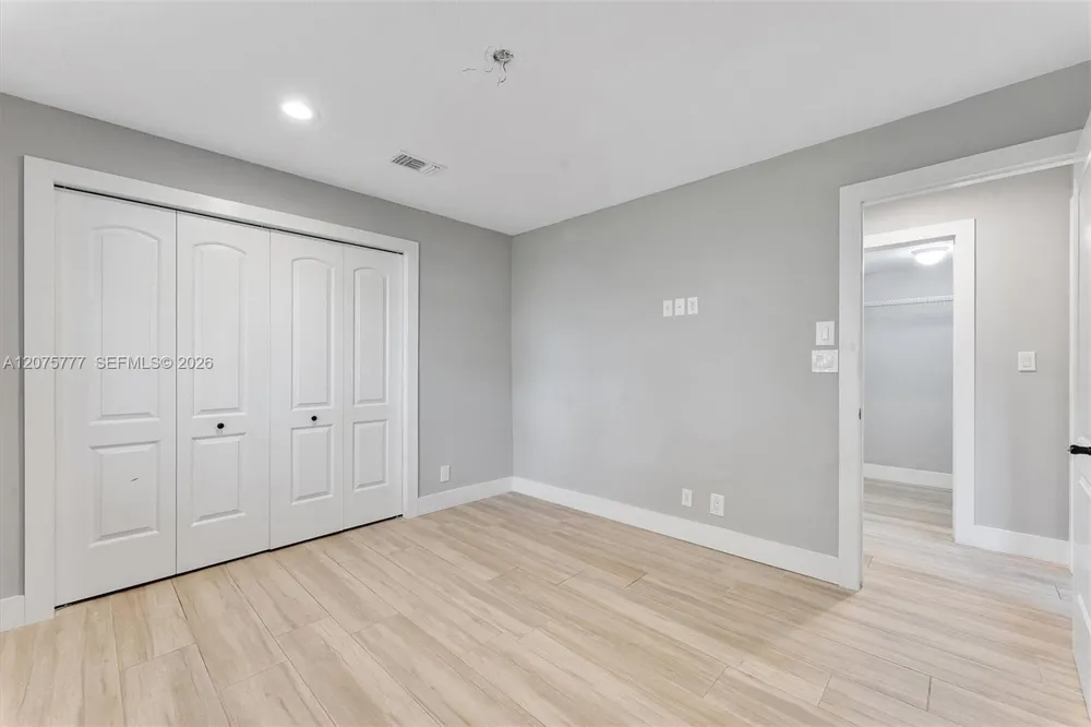 3301 NW 112th Ave Coral Springs, FL 33065