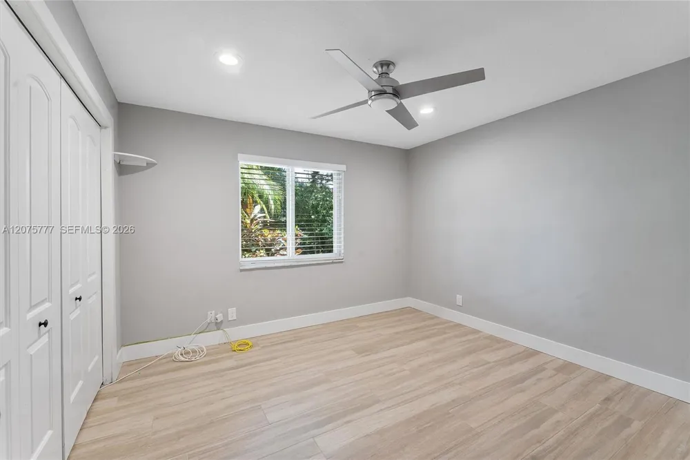 3301 NW 112th Ave Coral Springs, FL 33065