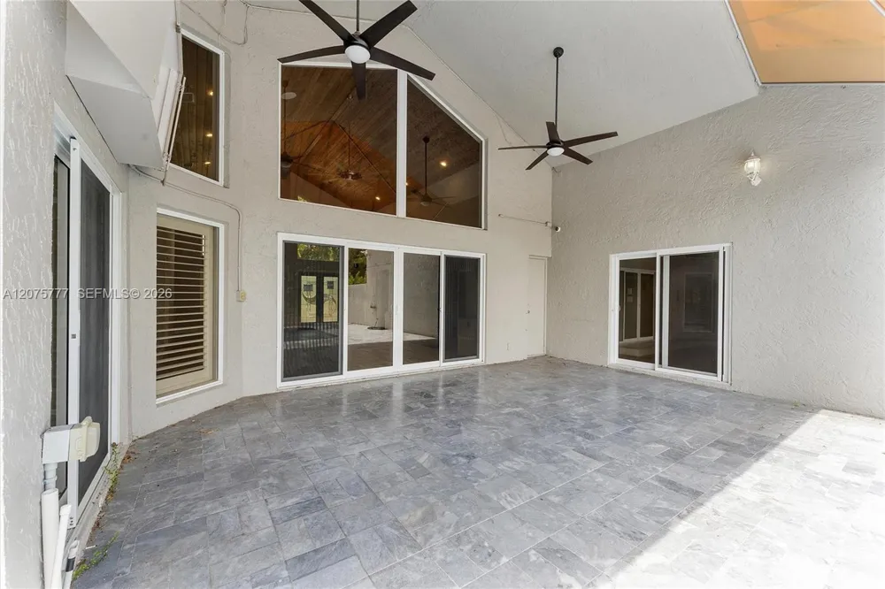 3301 NW 112th Ave Coral Springs, FL 33065