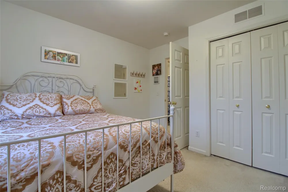 25338 Petros Drive Huron Charter Township, MI 48134