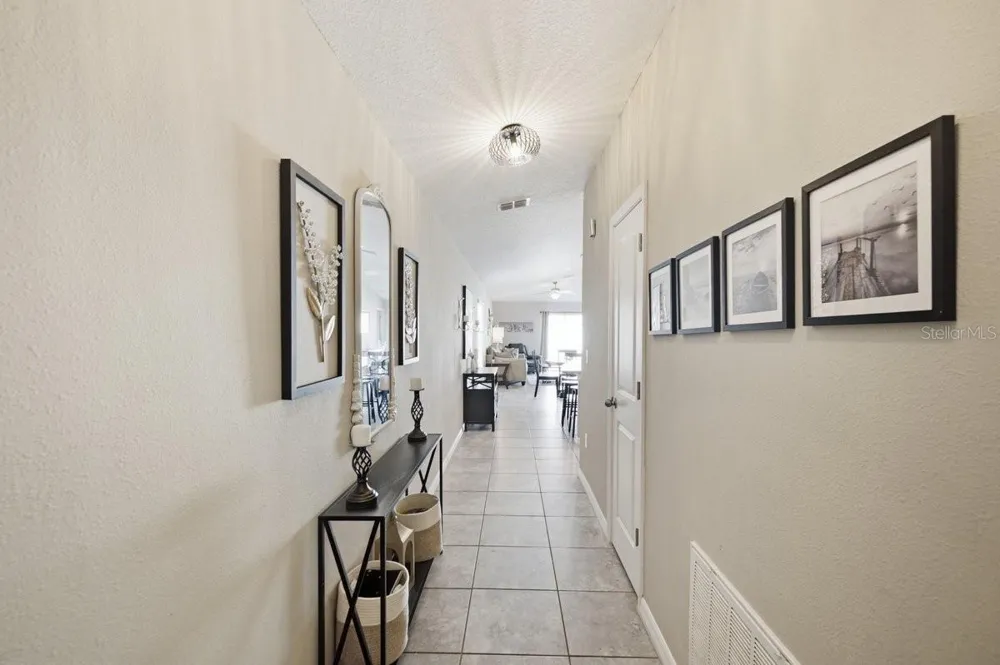 6830 BLUE MOON WAY Sun City Center, FL 33573