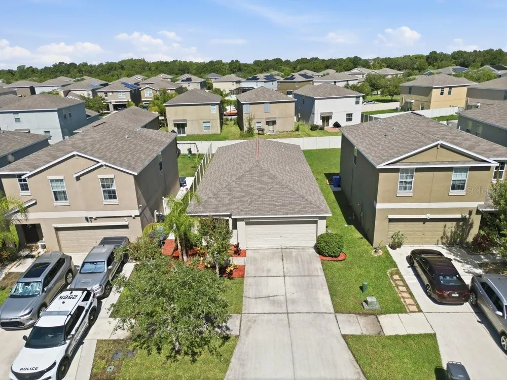 6830 BLUE MOON WAY Sun City Center, FL 33573