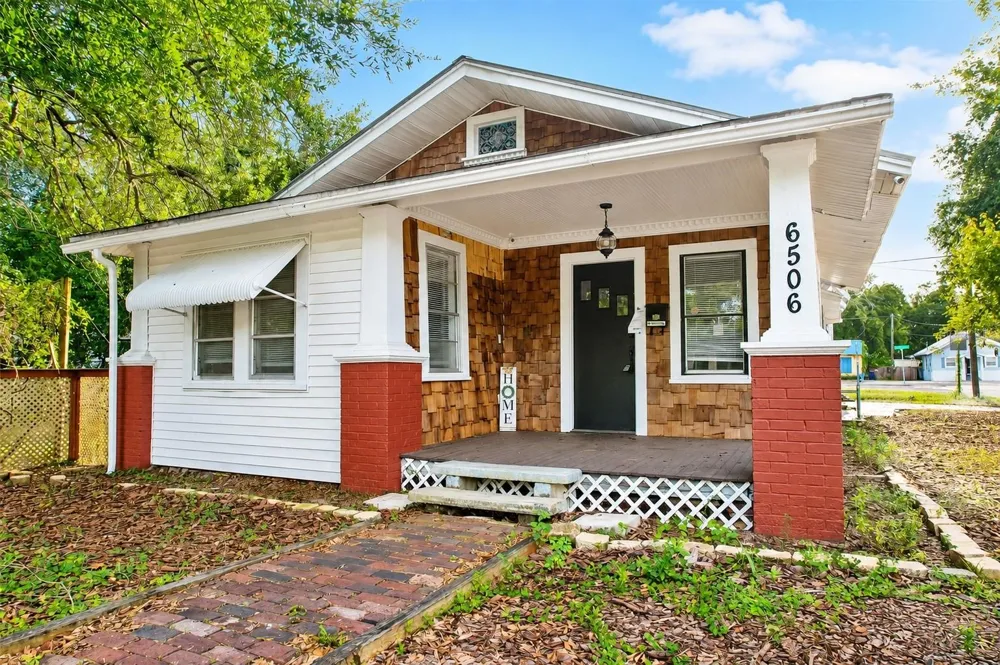 6506 WELLINGTON AVENUE Tampa, FL 33604