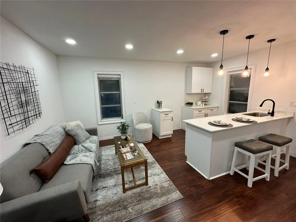 6506 WELLINGTON AVENUE Tampa, FL 33604