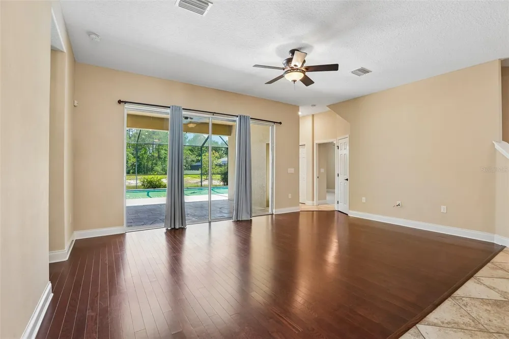 27152 SORA BOULEVARD Wesley Chapel, FL 33544