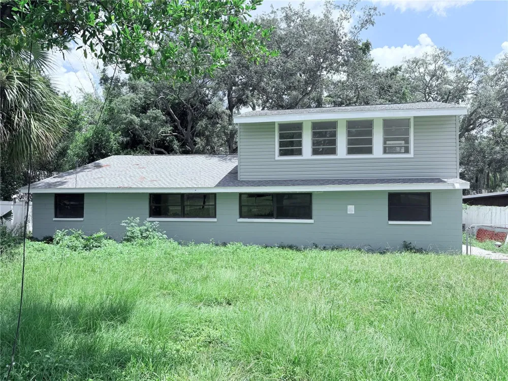 10801 EDISON AVENUE Tampa, FL 33612