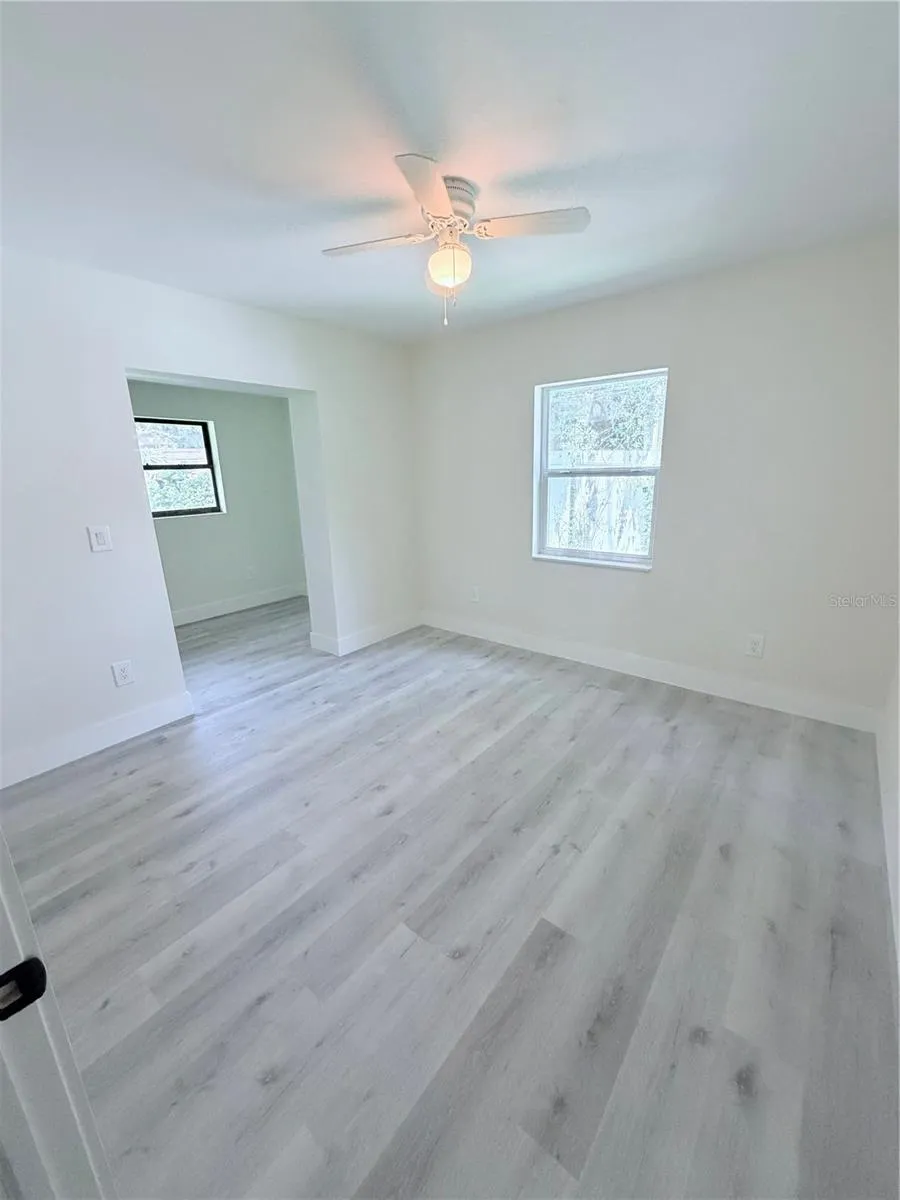 10801 EDISON AVENUE Tampa, FL 33612