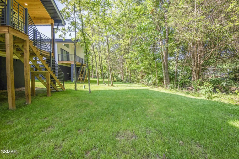 2335 Rock Gardens Drive Sevierville, TN 37876