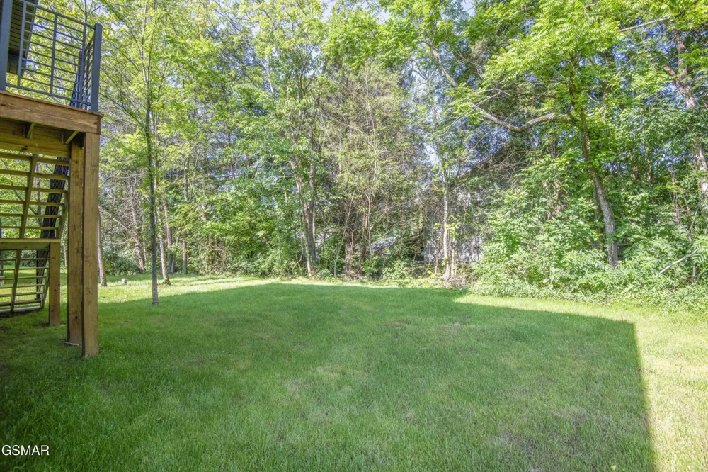 2335 Rock Gardens Drive Sevierville, TN 37876