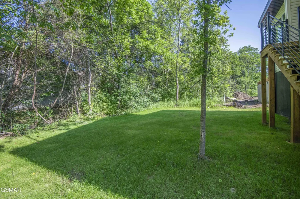2335 Rock Gardens Drive Sevierville, TN 37876