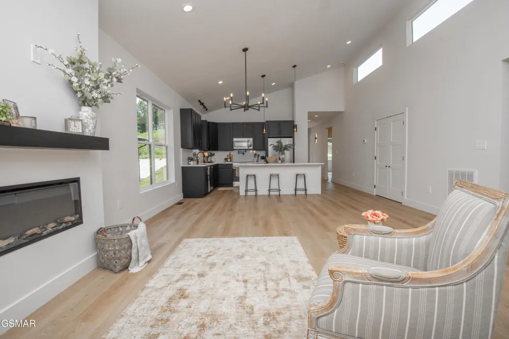 2329 Rock Gardens Drive Sevierville, TN 37876