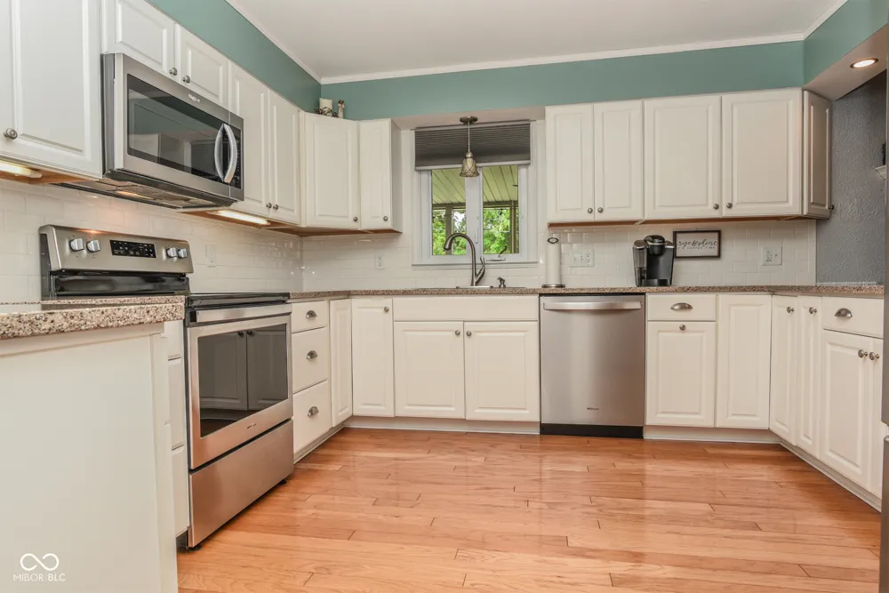 18 Fairfield Drive Brownsburg, IN 46112