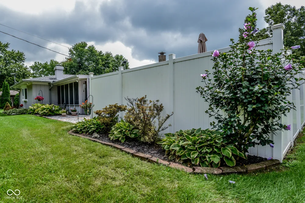 18 Fairfield Drive Brownsburg, IN 46112