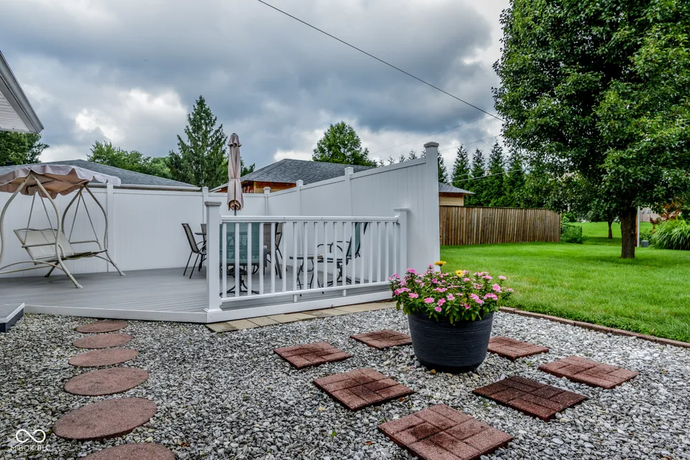 18 Fairfield Drive Brownsburg, IN 46112