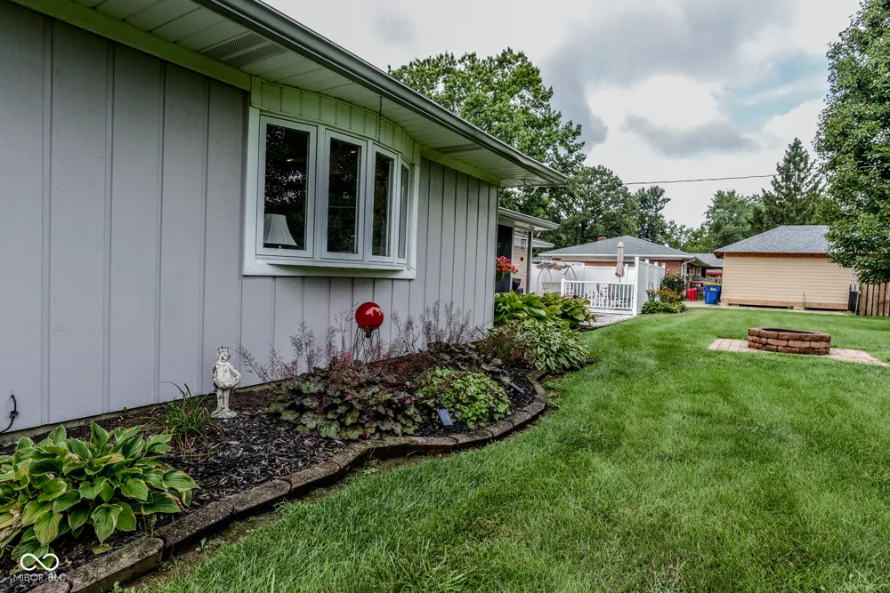 18 Fairfield Drive Brownsburg, IN 46112